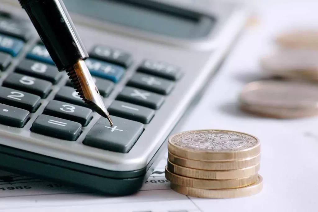 Hvordan regne ut avkastning på aksjer (Enkelt!) Hvordan regne ut avkastning på aksjer (Enkelt!)